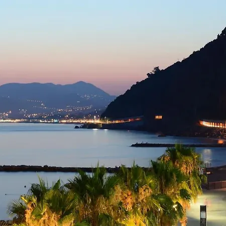 Casa Liguria: Luxurious Retreat Near Cinque Terre Lavagna
